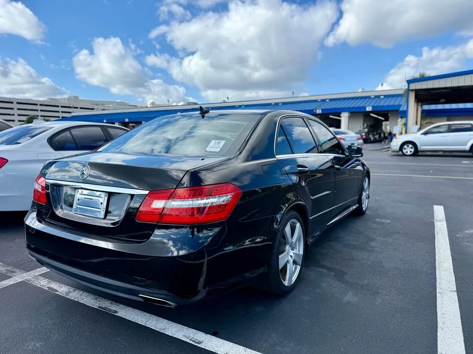 2011 Mercedes-Benz W212 E-Class - Image 3 of 12
