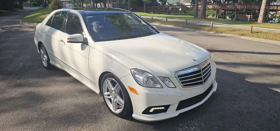2011 Mercedes-Benz W212 E-Class - Image 2 of 14