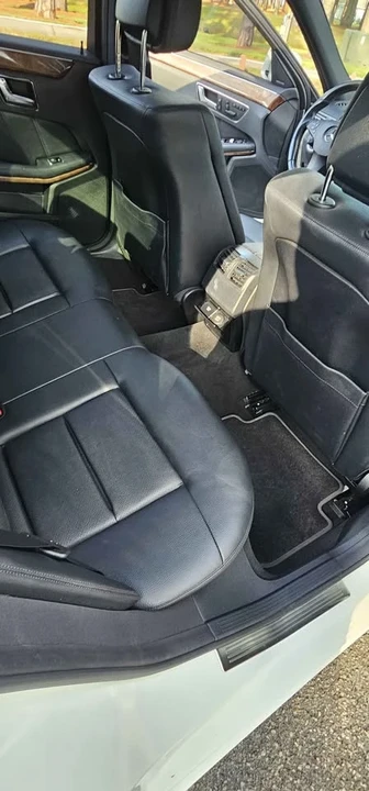 2011 Mercedes-Benz W212 E-Class - Image 10 of 14
