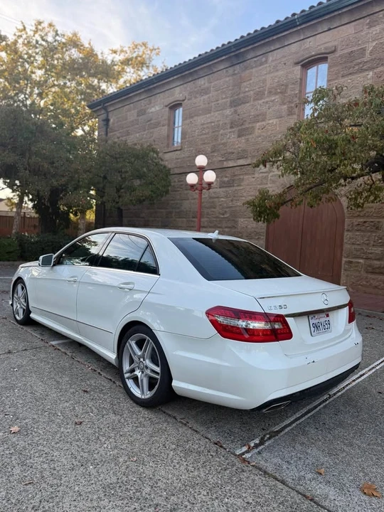 2011 Mercedes-Benz W212 E-Class - Image 5 of 10