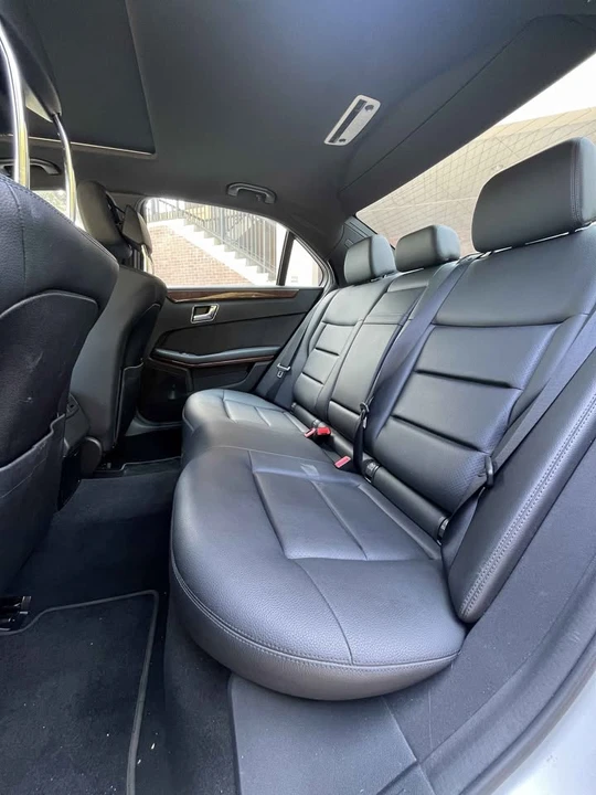 2011 Mercedes-Benz W212 E-Class - Image 15 of 18