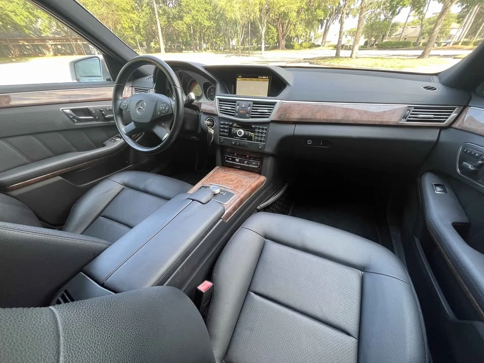 2011 Mercedes-Benz W212 E-Class - Image 14 of 18