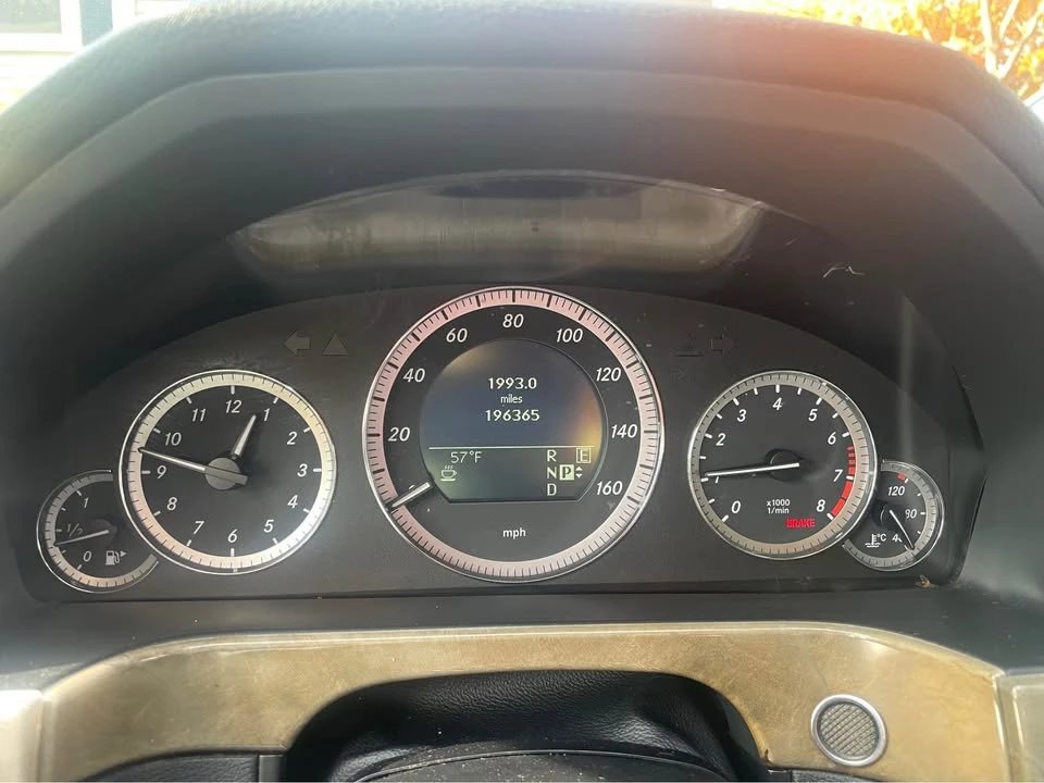 2011 Mercedes-Benz W212 E-Class - Image 10 of 14