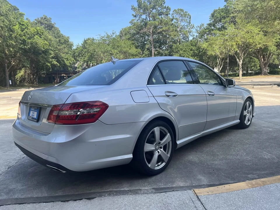 2011 Mercedes-Benz W212 E-Class - Image 6 of 18
