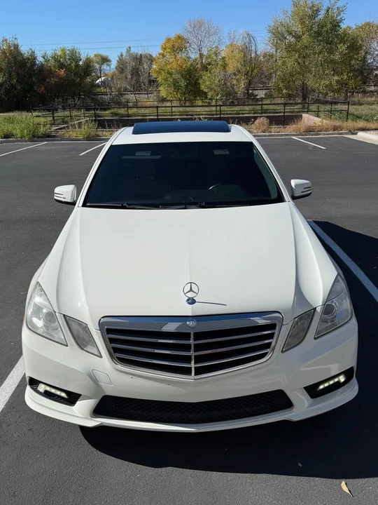2011 Mercedes-Benz W212 E-Class - Image 6 of 12