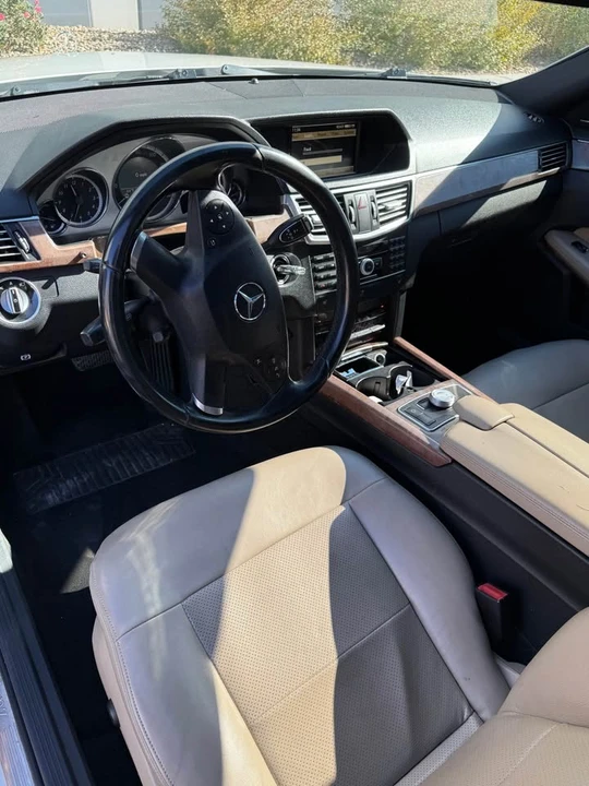 2011 Mercedes-Benz W212 E-Class - Image 9 of 12