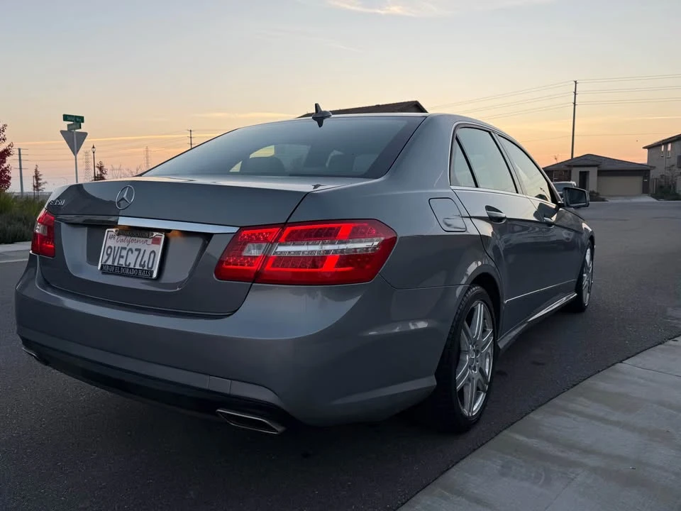 2011 Mercedes-Benz W212 E-Class - Image 8 of 20