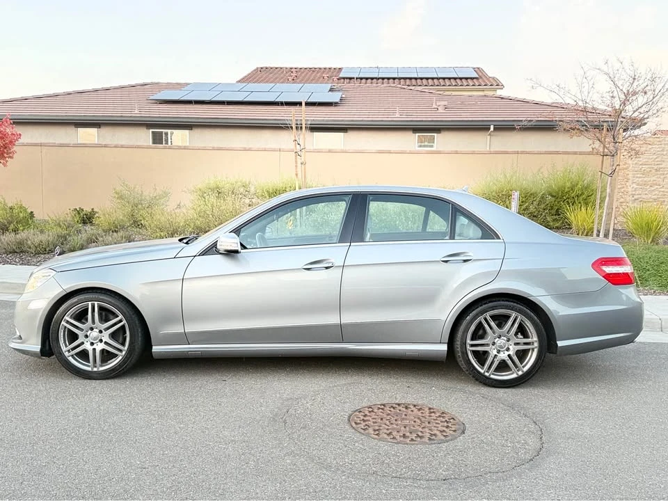 2011 Mercedes-Benz W212 E-Class - Image 10 of 20
