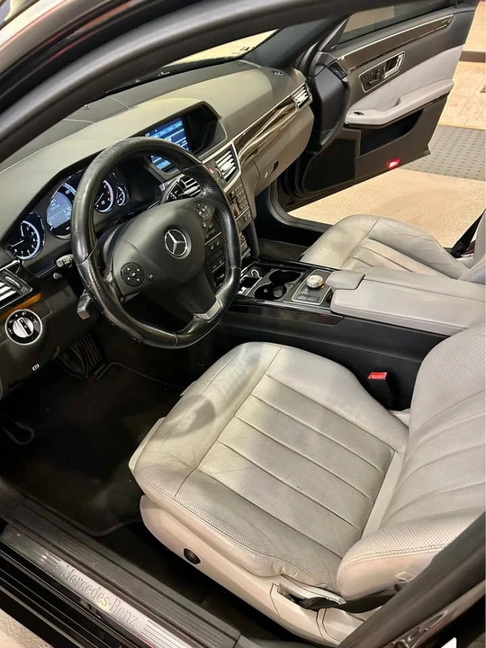 2011 Mercedes-Benz W212 E-Class - Image 11 of 14