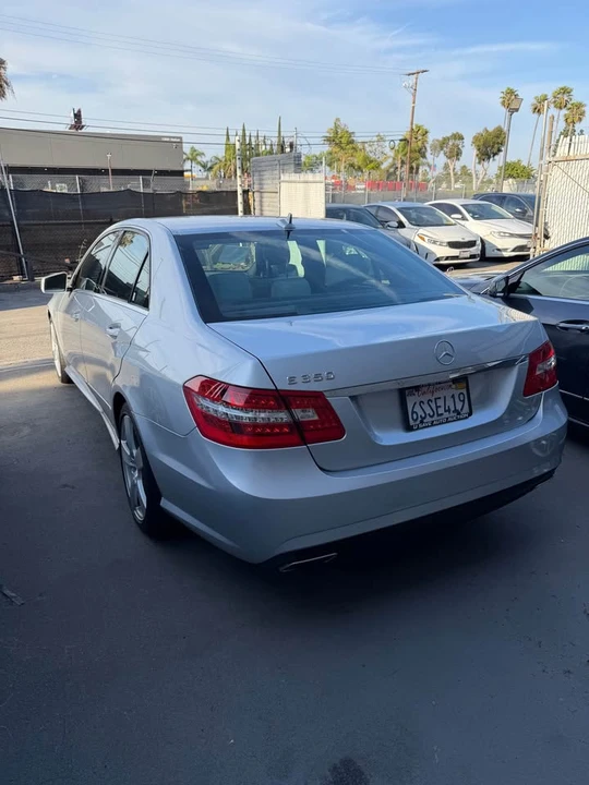 2011 Mercedes-Benz W212 E-Class - Image 9 of 10