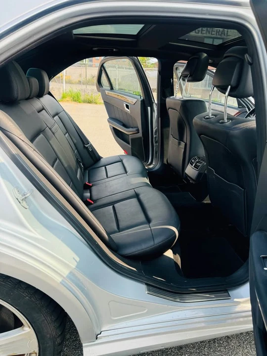2011 Mercedes-Benz W212 E-Class - Image 16 of 17