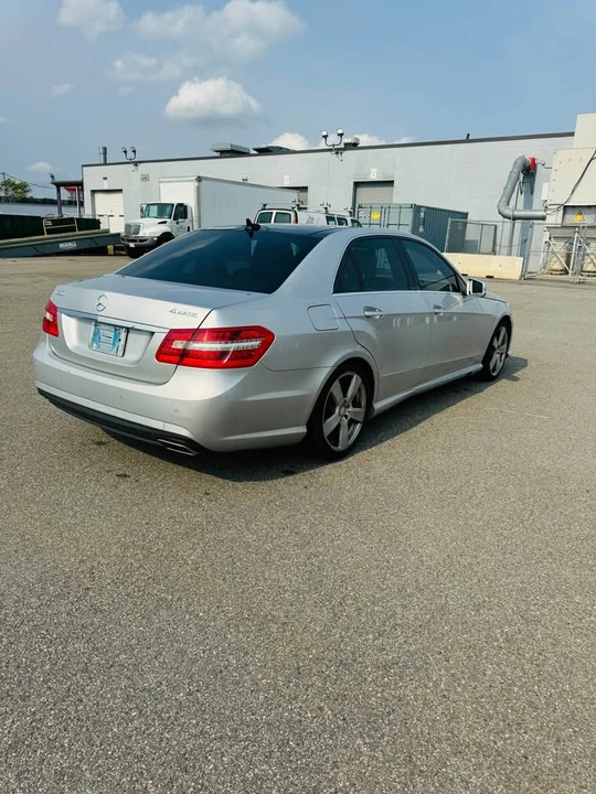 2011 Mercedes-Benz W212 E-Class - Image 5 of 17