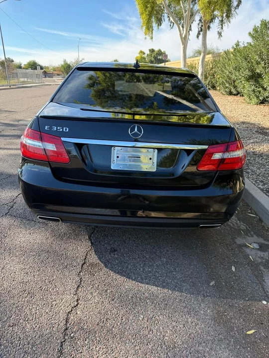 2011 Mercedes-Benz W212 E-Class - Image 5 of 11