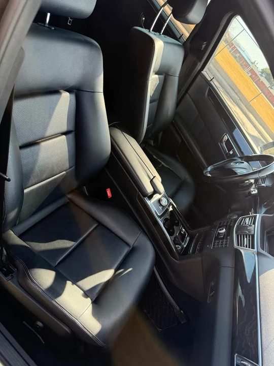 2011 Mercedes-Benz W212 E-Class - Image 8 of 11