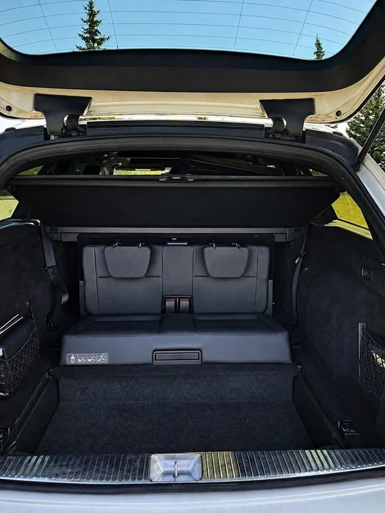 2011 Mercedes-Benz W212 E-Class - Image 5 of 12