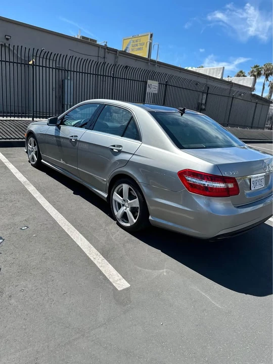 2011 Mercedes-Benz W212 E-Class - Image 4 of 12