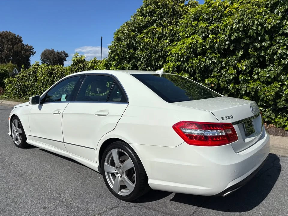 2011 Mercedes-Benz W212 E-Class - Image 4 of 20