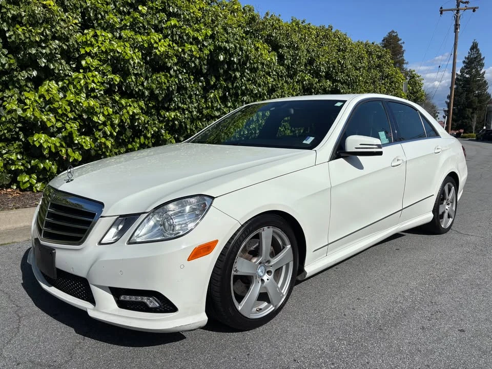 2011 Mercedes-Benz W212 E-Class - Image 2 of 20