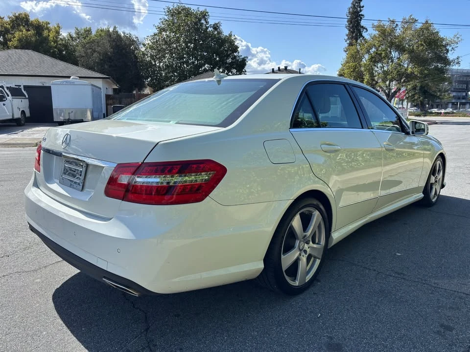 2011 Mercedes-Benz W212 E-Class - Image 8 of 20