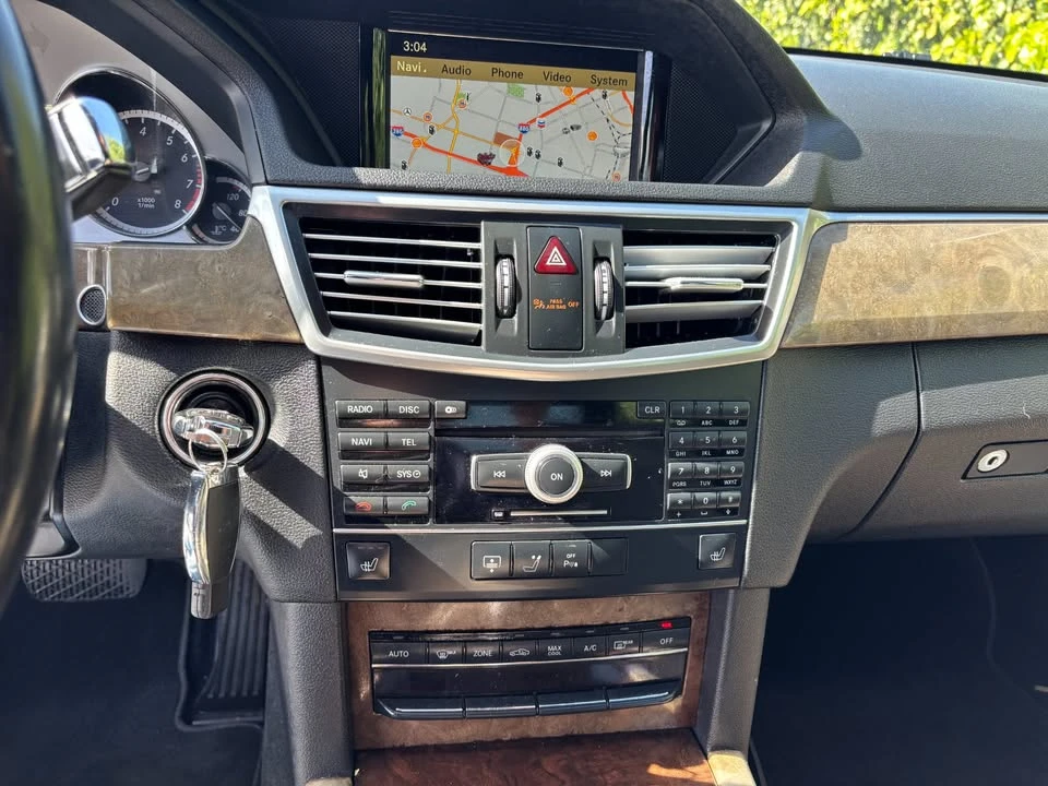 2011 Mercedes-Benz W212 E-Class - Image 16 of 20