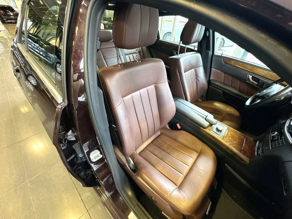 2011 Mercedes-Benz W212 E-Class - Image 10 of 18