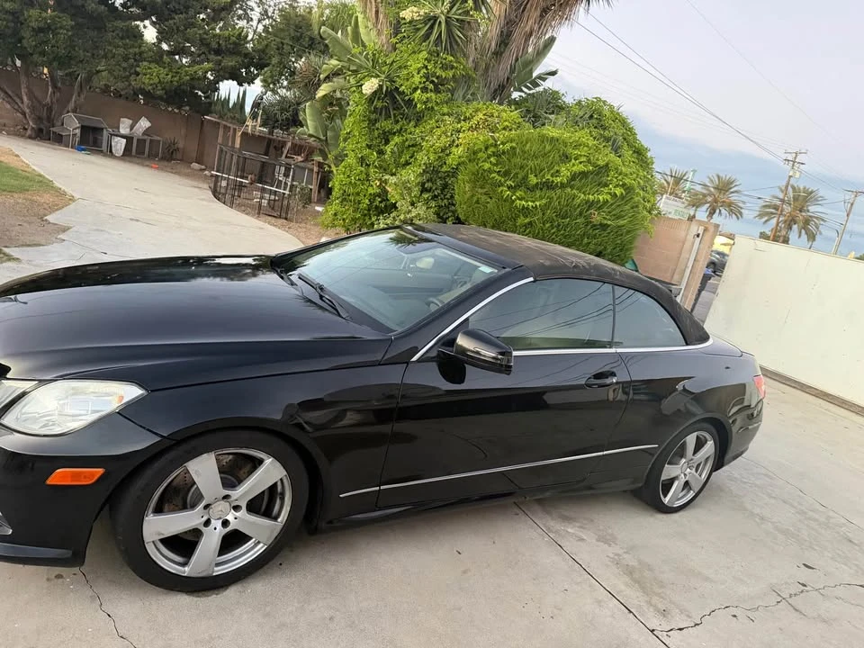 2011 Mercedes-Benz C207/A207 E-Class Coupe & Convertible - Image 2 of 18