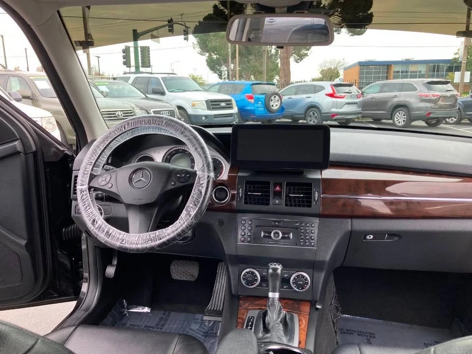 2011 Mercedes-Benz GLK-Class - Image 11 of 14