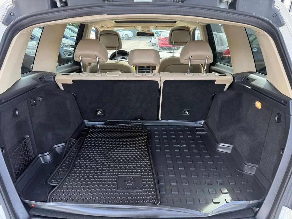 2011 Mercedes-Benz GLK-Class - Image 8 of 20