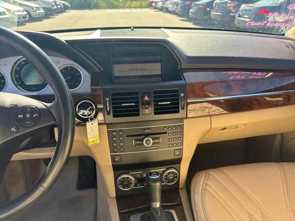 2011 Mercedes-Benz GLK-Class - Image 10 of 11