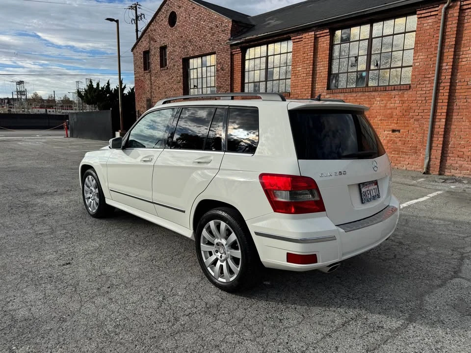 2011 Mercedes-Benz GLK-Class - Image 3 of 15