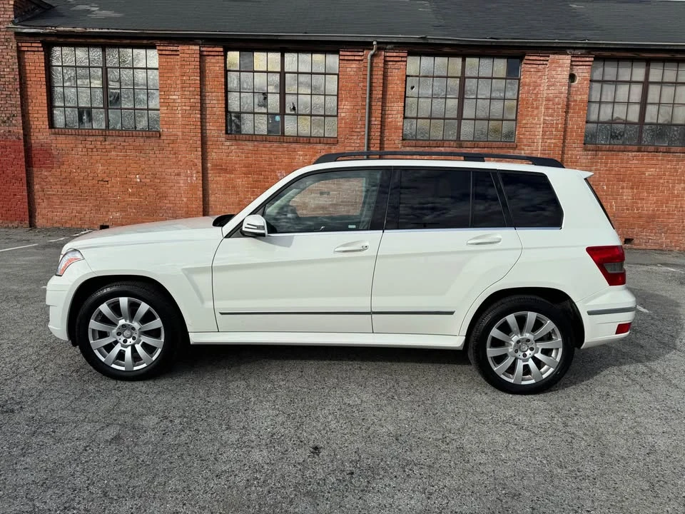 2011 Mercedes-Benz GLK-Class - Image 2 of 15