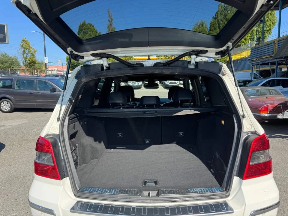 2011 Mercedes-Benz GLK-Class - Image 9 of 19
