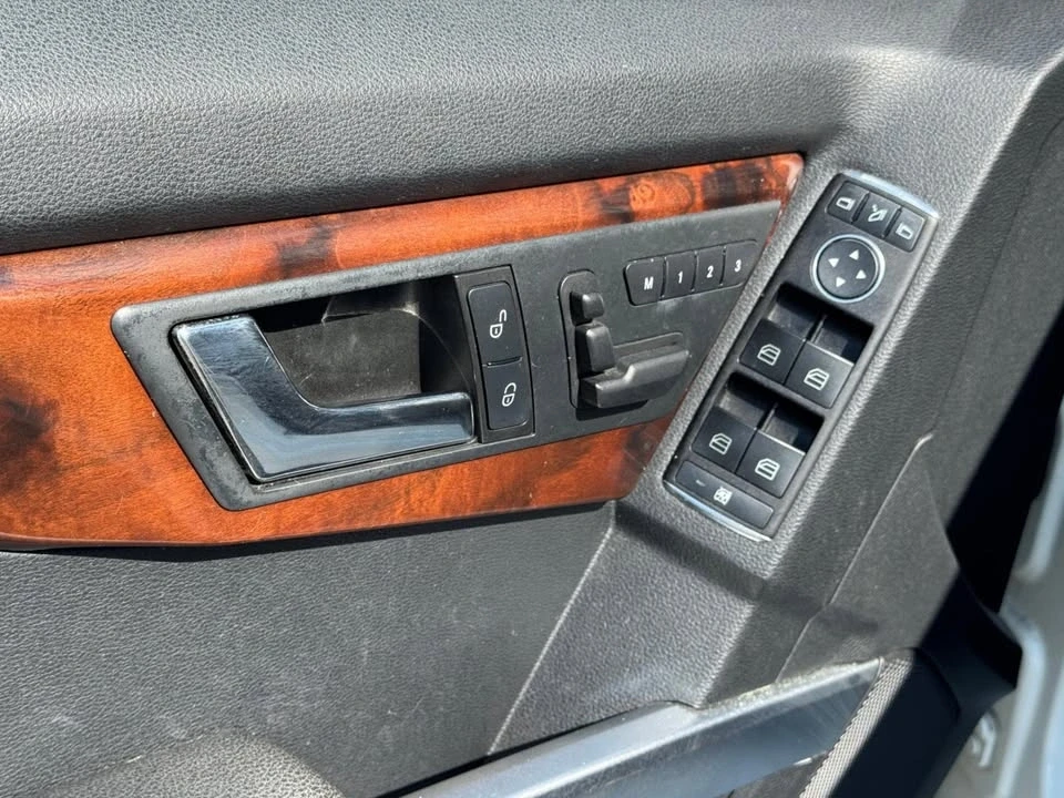 2011 Mercedes-Benz GLK-Class - Image 11 of 19