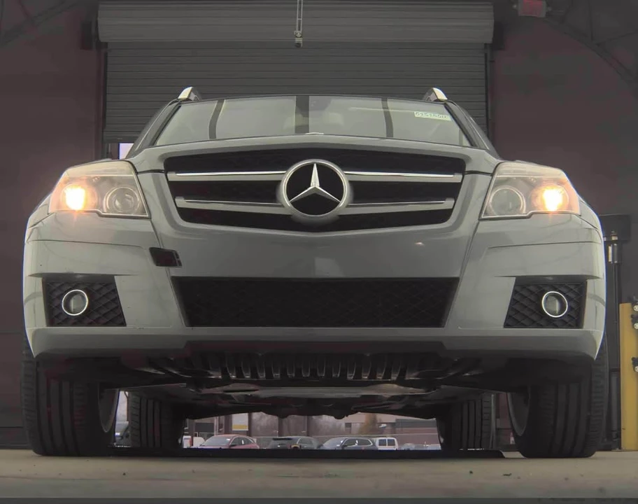 2011 Mercedes-Benz GLK-Class - Image 2 of 18