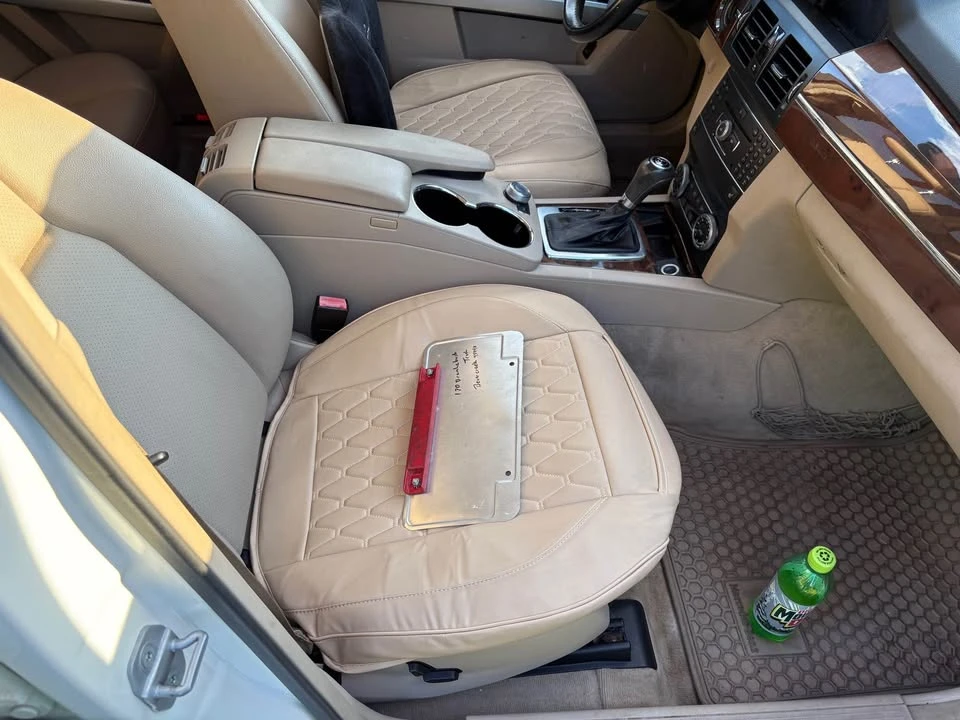 2011 Mercedes-Benz GLK-Class - Image 9 of 10