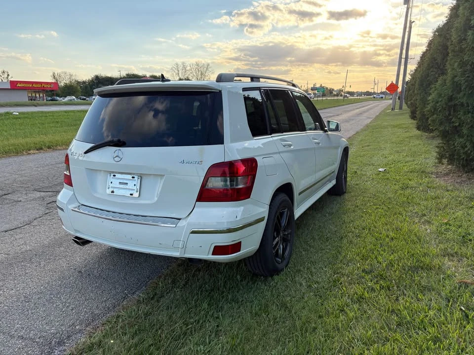 2011 Mercedes-Benz GLK-Class - Image 3 of 10