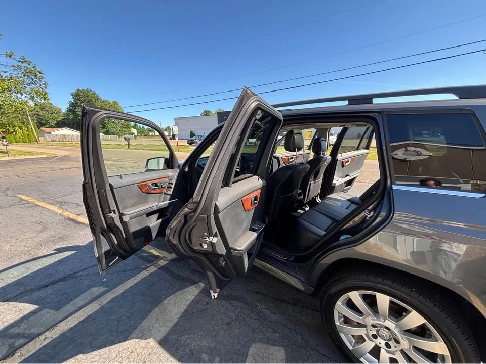2011 Mercedes-Benz GLK-Class - Image 9 of 10