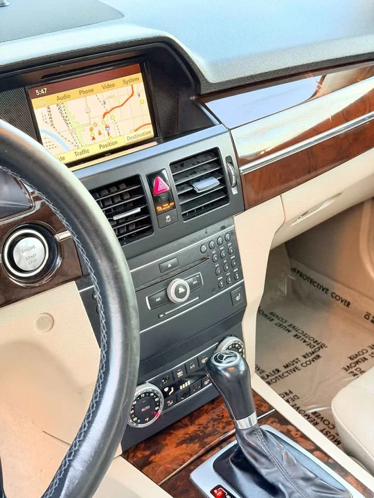 2011 Mercedes-Benz GLK-Class - Image 10 of 16