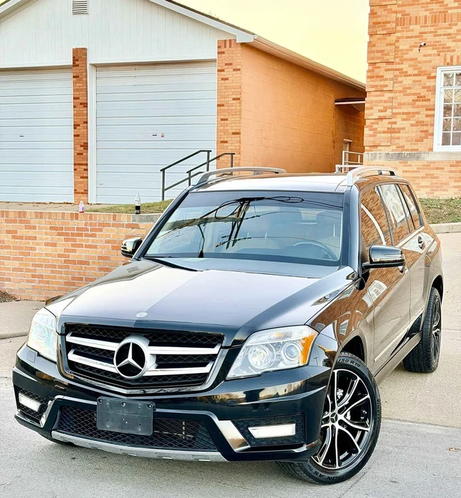 2011 Mercedes-Benz GLK-Class - Image 2 of 16