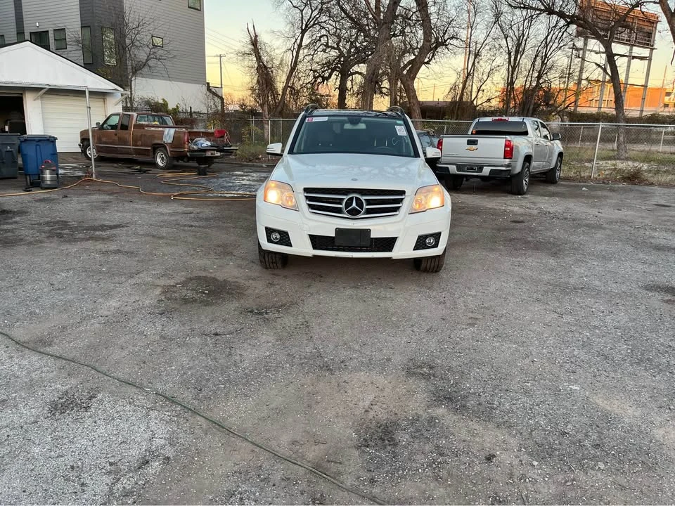 2011 Mercedes-Benz GLK-Class - Image 3 of 10
