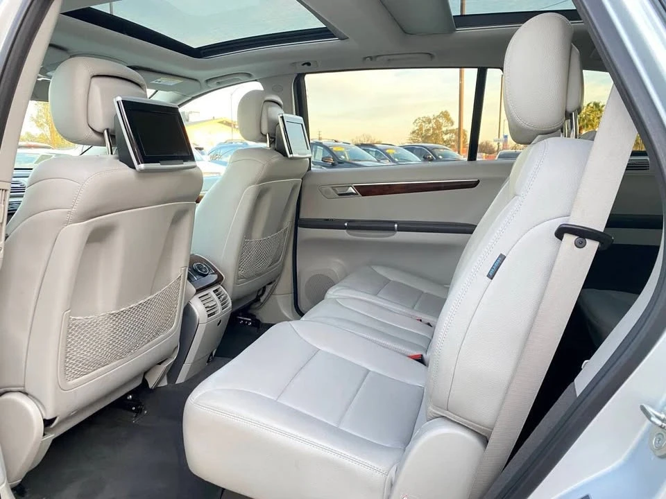 2011 Mercedes-Benz W251 R-Class - Image 10 of 20