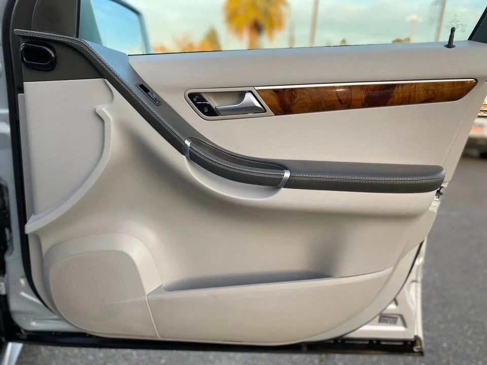 2011 Mercedes-Benz W251 R-Class - Image 14 of 20