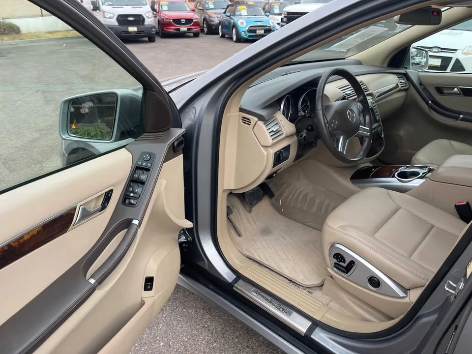 2011 Mercedes-Benz W251 R-Class - Image 17 of 19