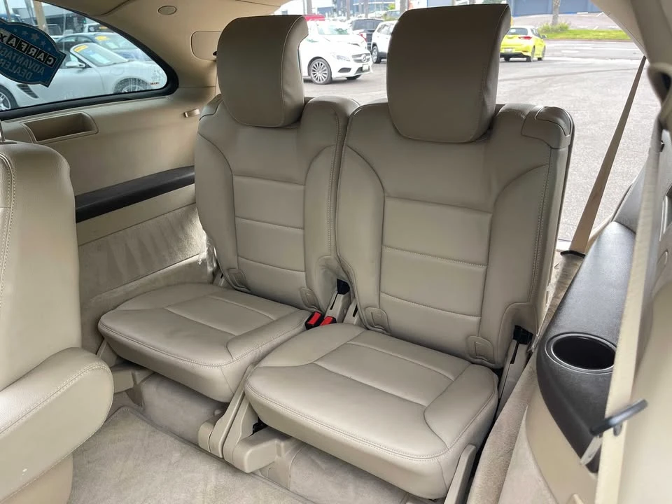 2011 Mercedes-Benz W251 R-Class - Image 10 of 20