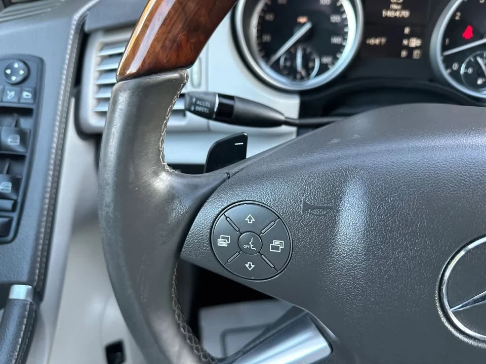 2011 Mercedes-Benz W251 R-Class - Image 17 of 20