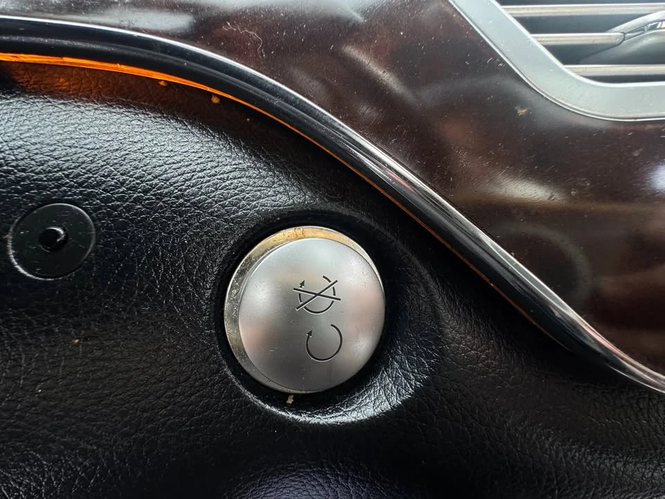 2011 Mercedes-Benz W221 S-Class - Image 16 of 20