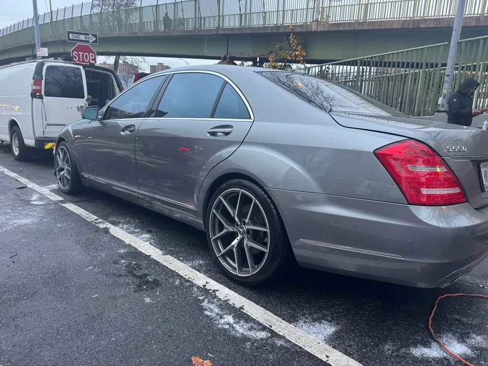 2011 Mercedes-Benz W221 S-Class - Image 3 of 7