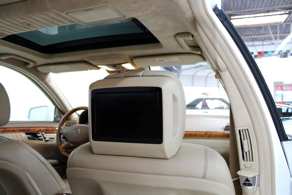 2011 Mercedes-Benz W221 S-Class - Image 10 of 13