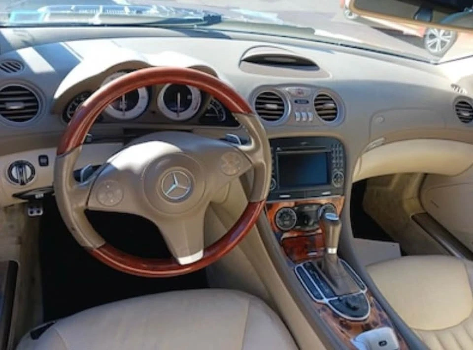 2011 Mercedes-Benz R230 SL-Class - Image 9 of 11