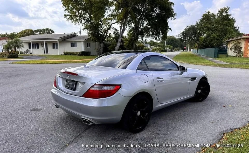 2011 Mercedes-Benz R172 SLC-Class - Image 8 of 17